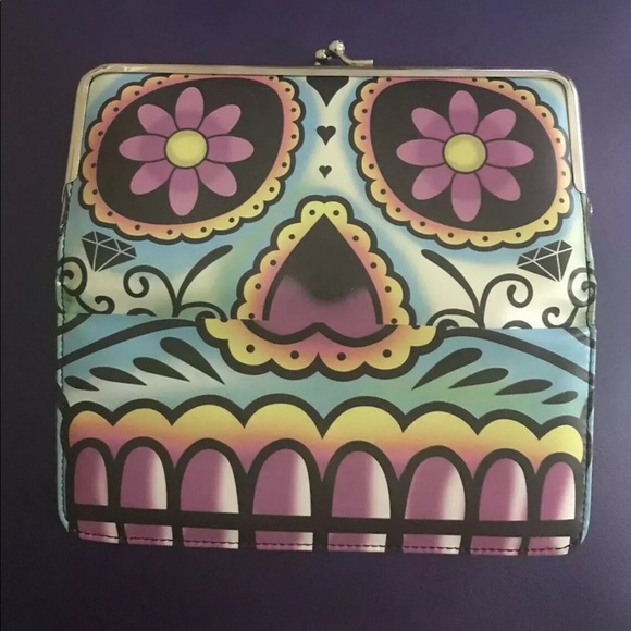 Multi ColorSkull Design Wallet - Picture 3 of 6